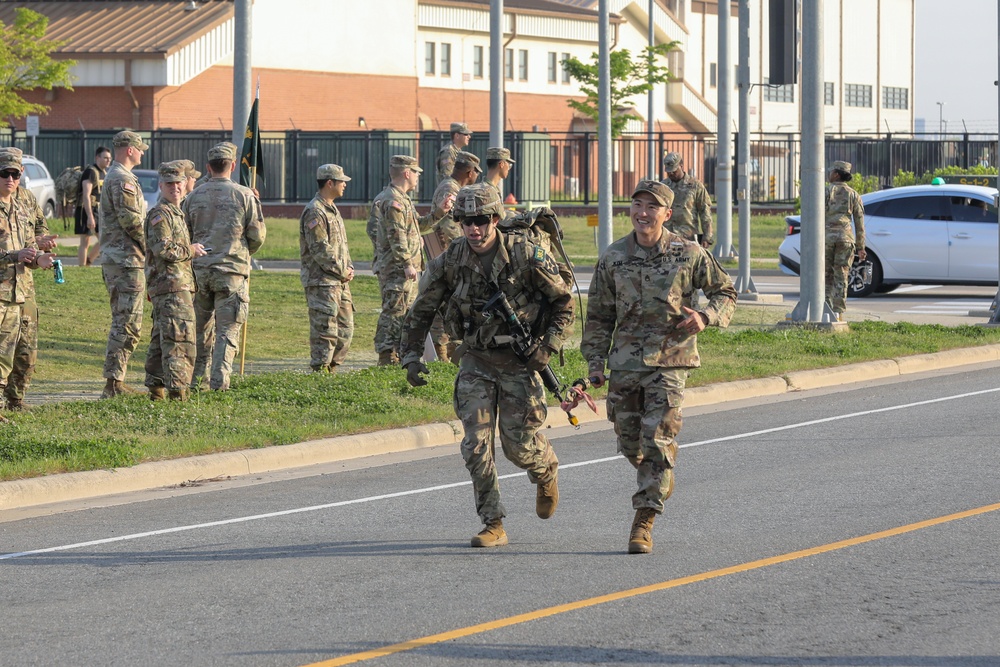 U.S. and ROK soldiers participate in the final 12-mile ruck march for E3B.