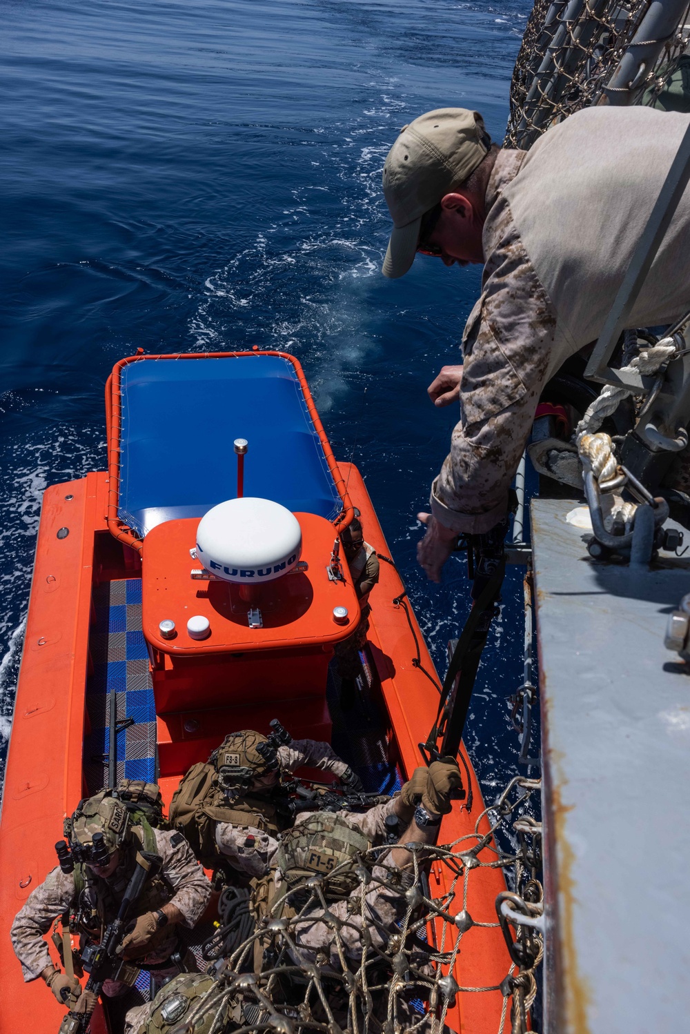 III EOTG | Special Missions Branch Instructs During VBSS