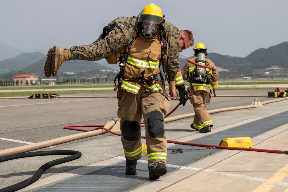 U.S. Marines conduct airfield recovery and removal training in South Korea