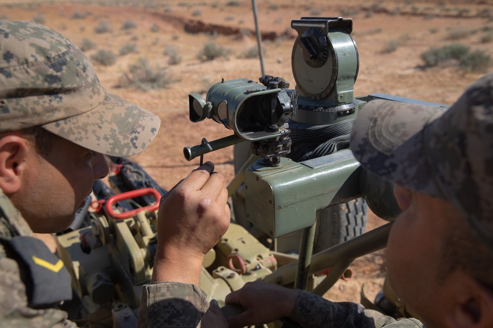 Tunisian military demonstrates anti-aircraft weapons to US forcesTunisian military demonstrates anti-aircraft weapons to US forces