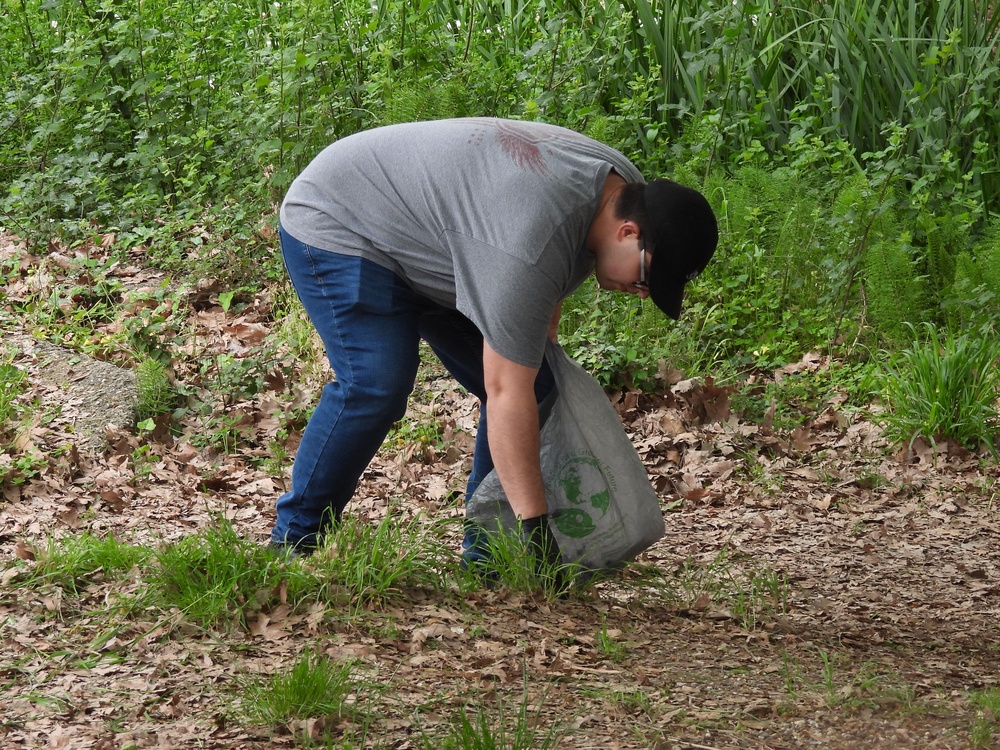 NSA Souda Bay Volunteers Clean Up Agia Lake