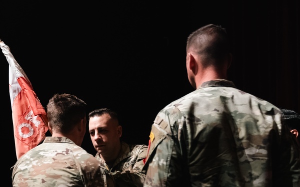 Operations Company Headquarters and Headquarters Battalion U.S. Army North (Fifth Army) Change of Responsibility