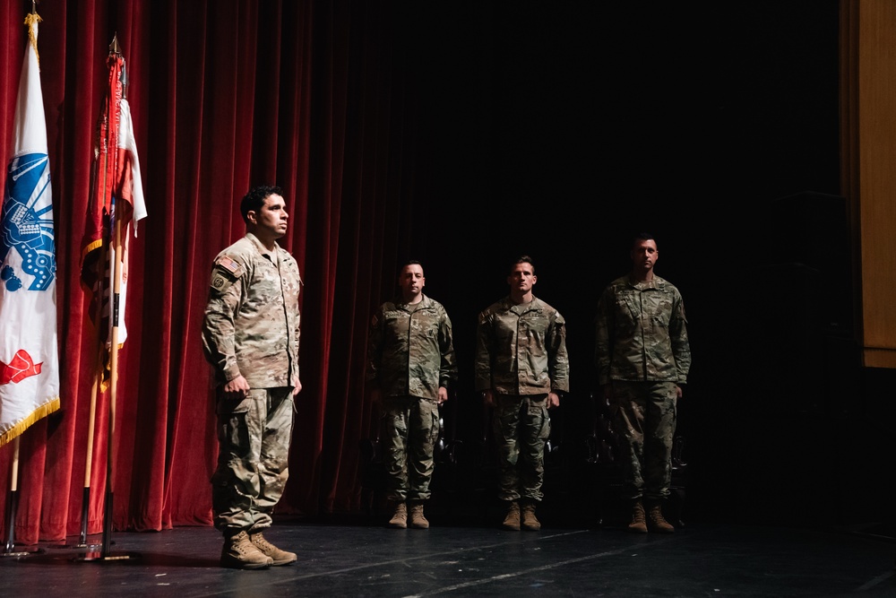 Operations Company Headquarters and Headquarters Battalion U.S. Army North (Fifth Army) Change of Responsibility