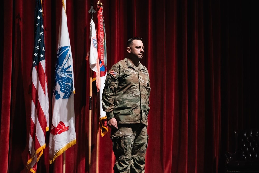 Operations Company Headquarters and Headquarters Battalion U.S. Army North (Fifth Army) Change of Responsibility