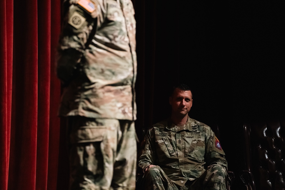 Operations Company Headquarters and Headquarters Battalion U.S. Army North (Fifth Army) Change of Responsibility