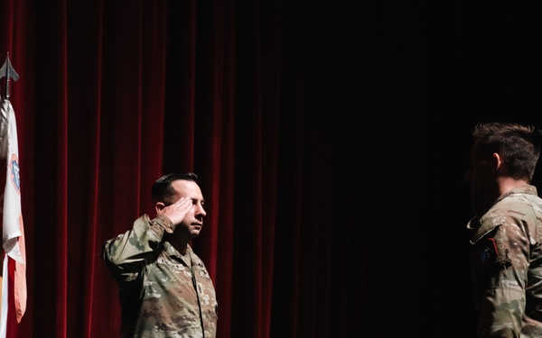 Operations Company Headquarters and Headquarters Battalion U.S. Army North (Fifth Army) Change of Responsibility