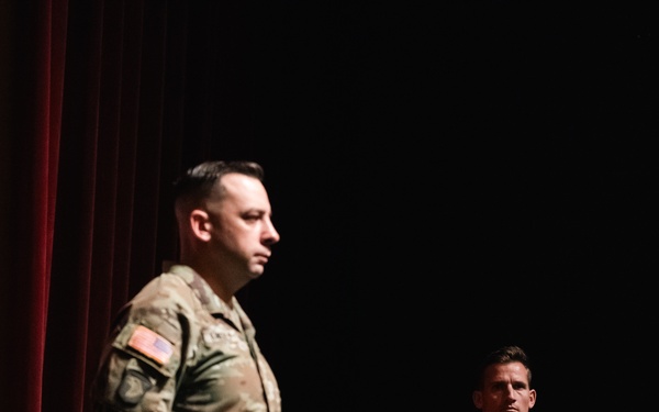 Operations Company Headquarters and Headquarters Battalion U.S. Army North (Fifth Army) Change of Responsibility