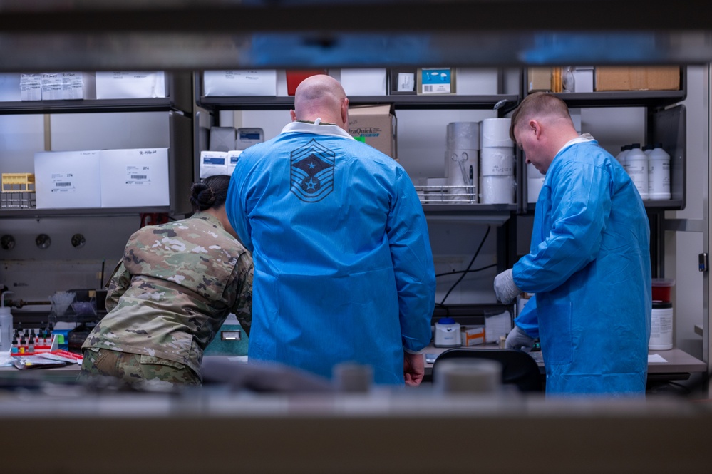 In an Airman’s Shoes: Wing Commander Steps Into the 375th MDSS Mission