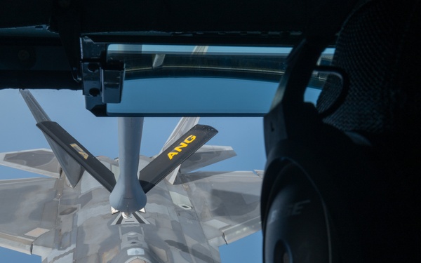 171st ARW refuels 192nd Wing and 1st Fighter Wing F-22 Raptors