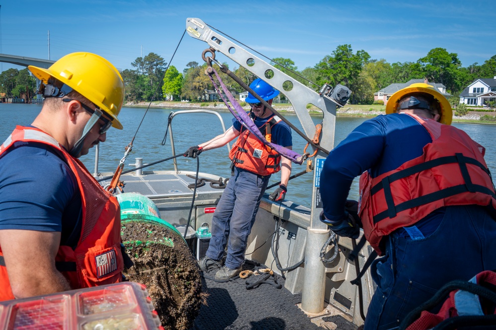 Coast Guard Aids to Navigation Team Tybee conducts maintenance in Savannah, Georgia