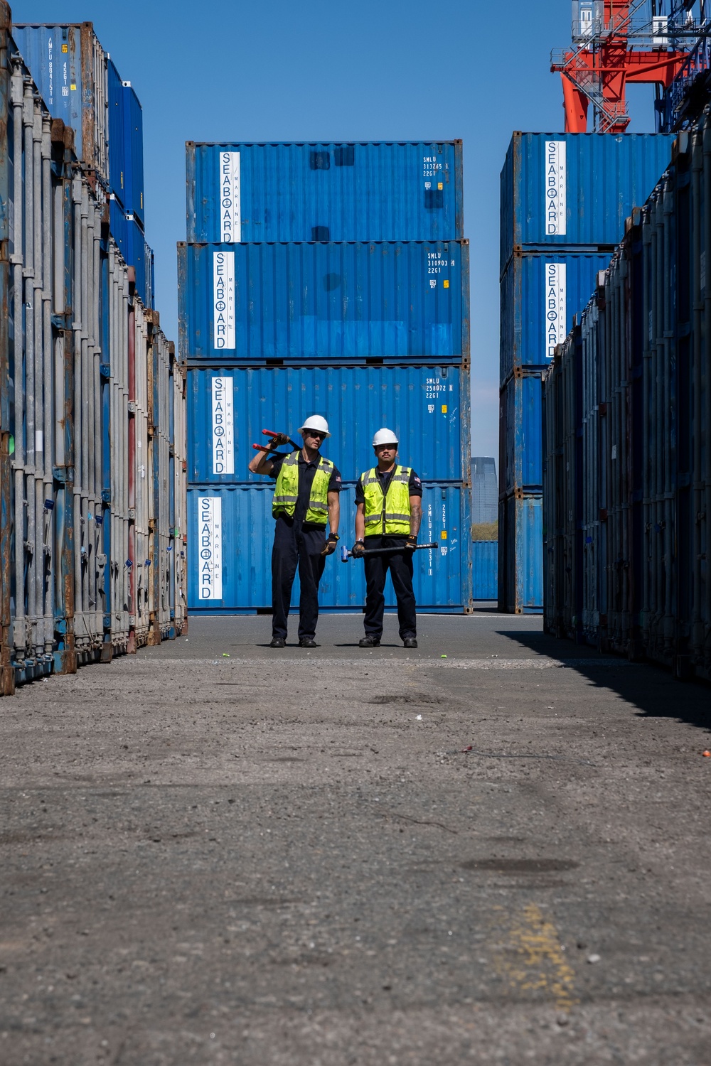 Sector New York Conducts Joint Container Inspections at Red Hook Terminal