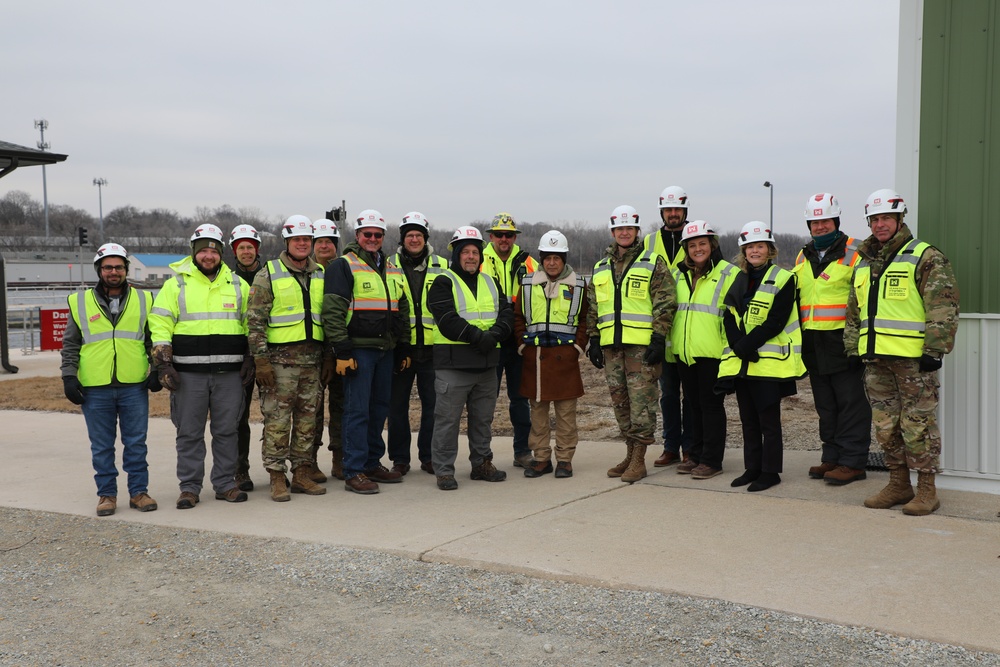 Maj. Gen. Peeples Visits Brandon Road