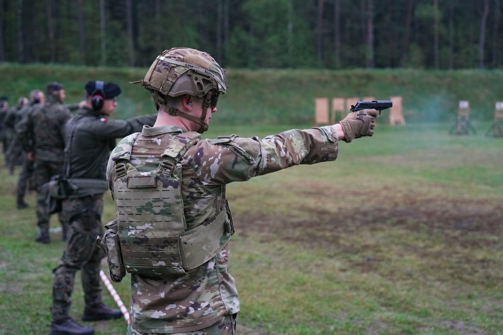 U.S. Soldiers and Polish soldiers compete in marksmanship