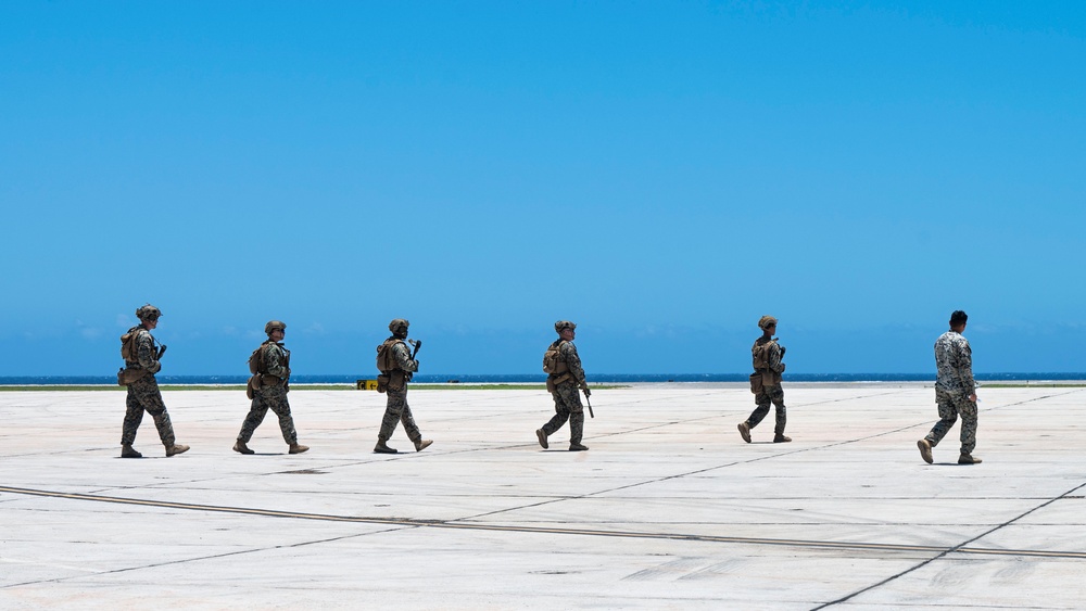 U.S service members, interagency partners support an illegal alien arrival