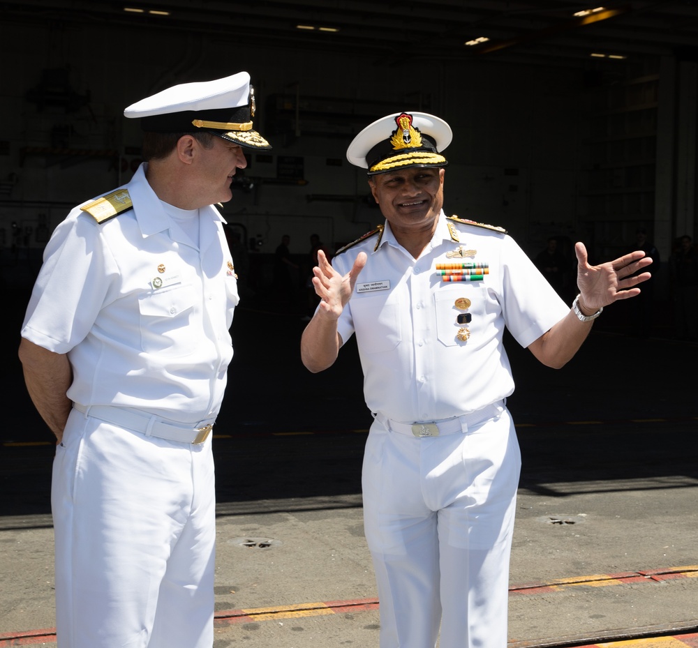 Abraham Lincoln hosts Indian Vice Chief of Naval Staff