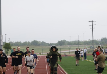 World record defused: Fort Cavazos captain runs fastest bomb suit mile