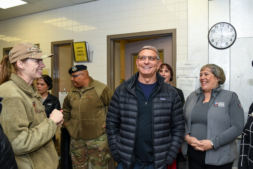 Chef Robert Irvine Schriever Visit
