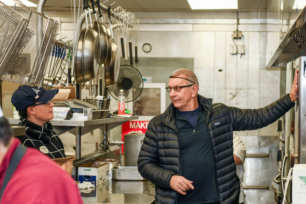 Chef Robert Irvine Schriever Visit