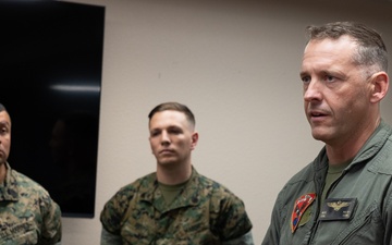 Maj Gen Wellons visits MAG-13