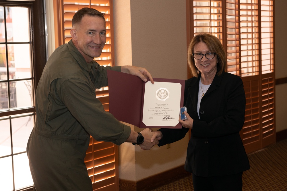 MCAS Yuma Civilians Awarded for Their Years of Service
