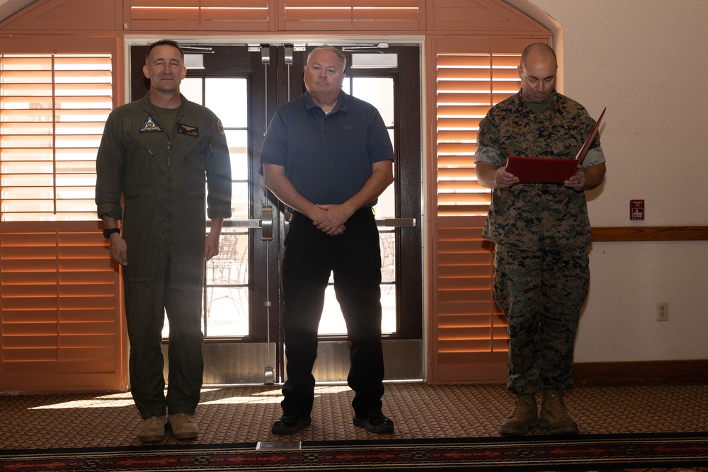 MCAS Yuma Civilians Awarded for Their Years of Service