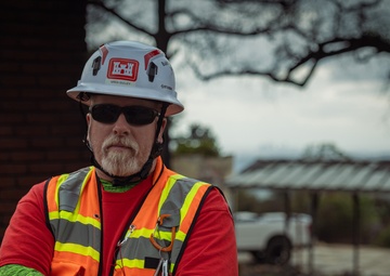 USACE Engineer and Arborist Team Up to Safeguard LA Wildfire Rebuild Efforts