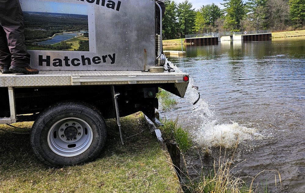 U.S. Fish and Wildlife Service completes 2025 stocking of more than 15,000 rainbow trout in Fort McCoy’s waterways