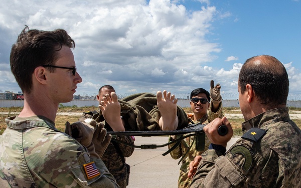 US, Tunisia conduct aeromedical evacuation training during African Lion 2025