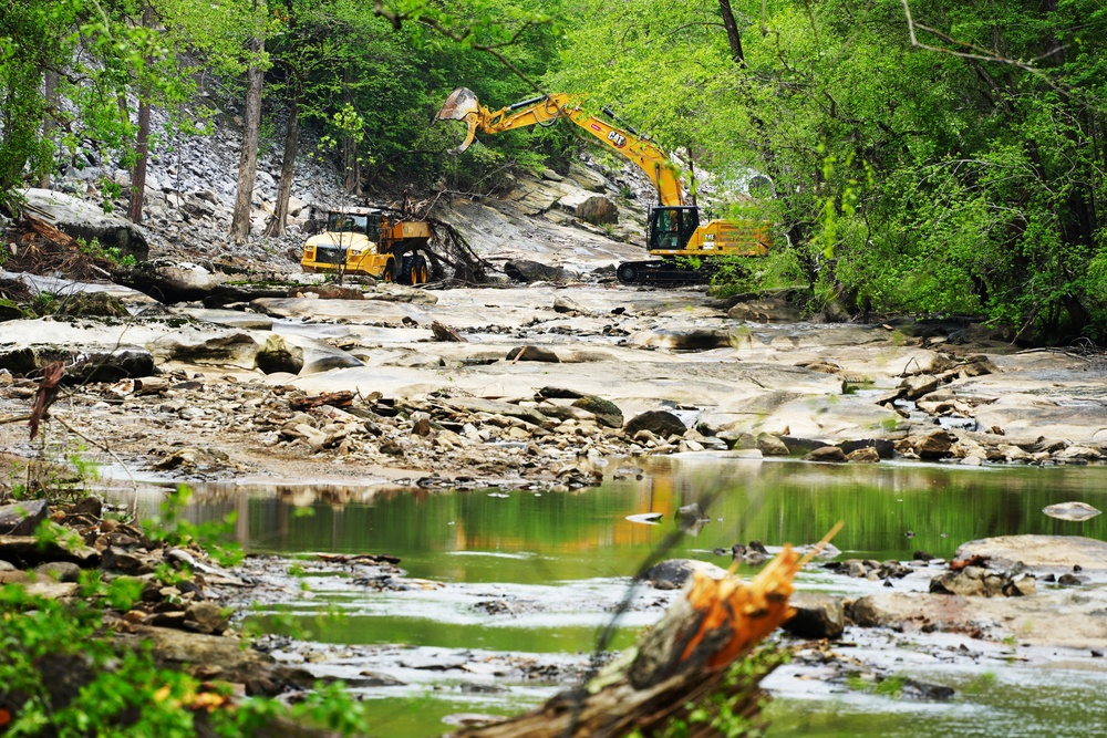 Senior Army officials for Civil Works conduct site visits in western North Carolina