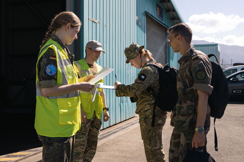 MRF-D 25.3: CDS service members depart to Wallis and Futuna
