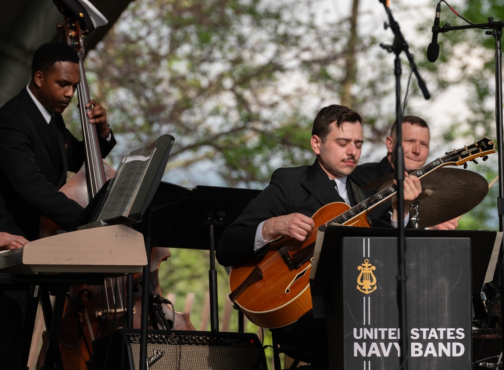 Navy Band Commodores perform at Merriweather Park