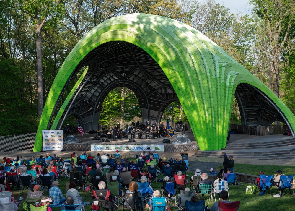 Navy Band Commodores perform at Merriweather Park