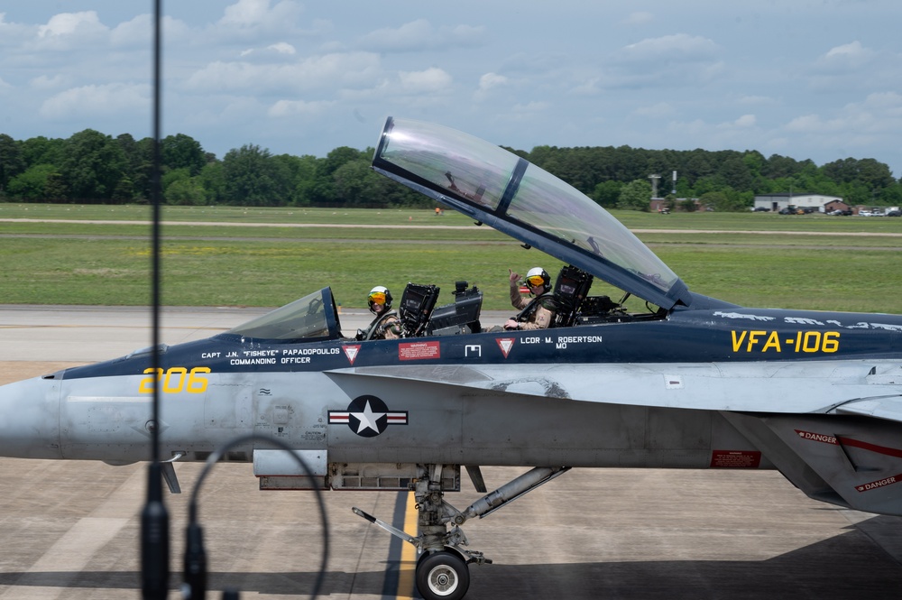 U.S. Navy Rhino Team Showcases Super Hornet Power at Air Show
