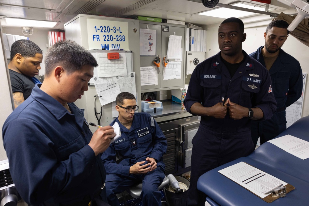 Medical Training Onboard USS Truxtun