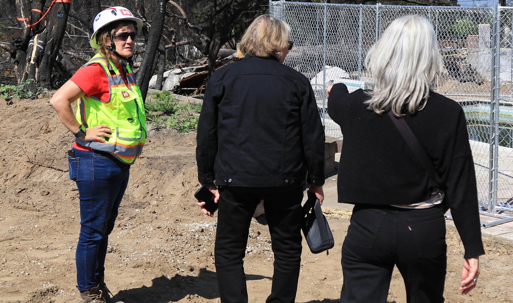 ‘Evacuate Now!’: USACE assists survivors after Southern California wildfires