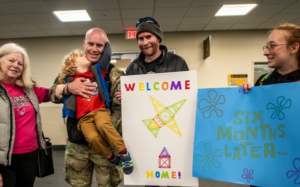 Deployers arrive home