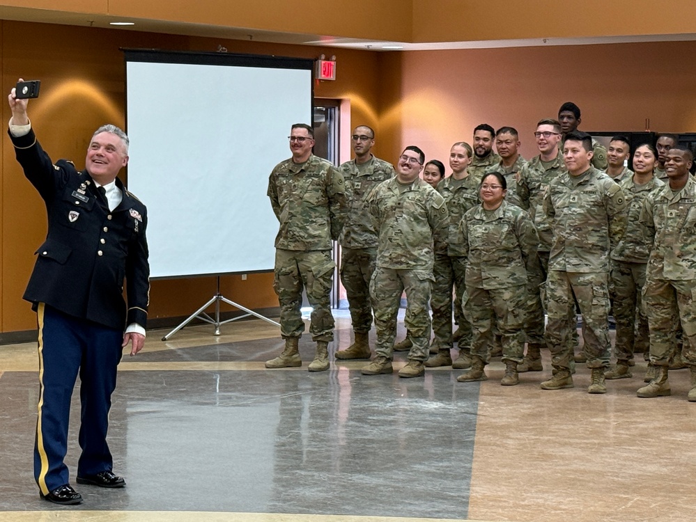 Sergeant Major Syvrud Retires