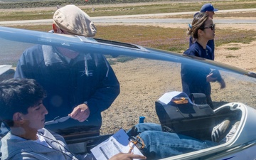 Air Force STEM Outreach Conducts Glider Flights with Southern California Students