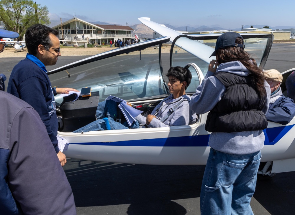 Air Force STEM Outreach Conducts Glider Flights with Southern California Students