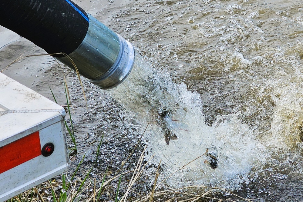 U.S. Fish and Wildlife Service completes 2025 stocking of more than 15,000 rainbow trout in Fort McCoy’s waterways