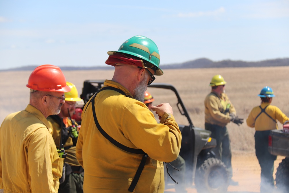 Fort McCoy’s prescribed burn team holds last burn for 2025 spring season