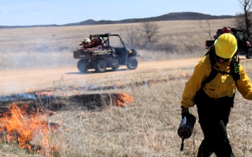 Fort McCoy’s prescribed burn team holds last burn for 2025 spring season