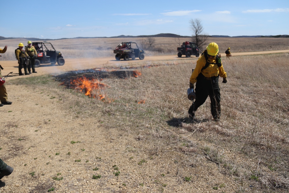 Fort McCoy’s prescribed burn team holds last burn for 2025 spring season