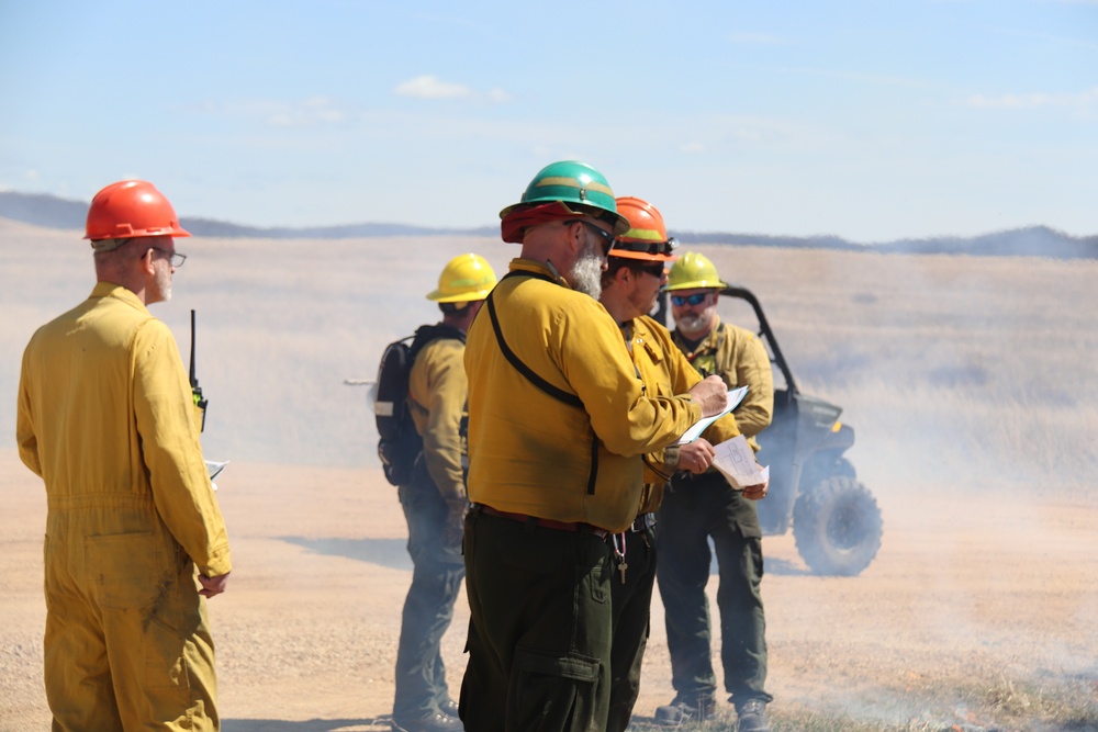 Fort McCoy’s prescribed burn team holds last burn for 2025 spring season
