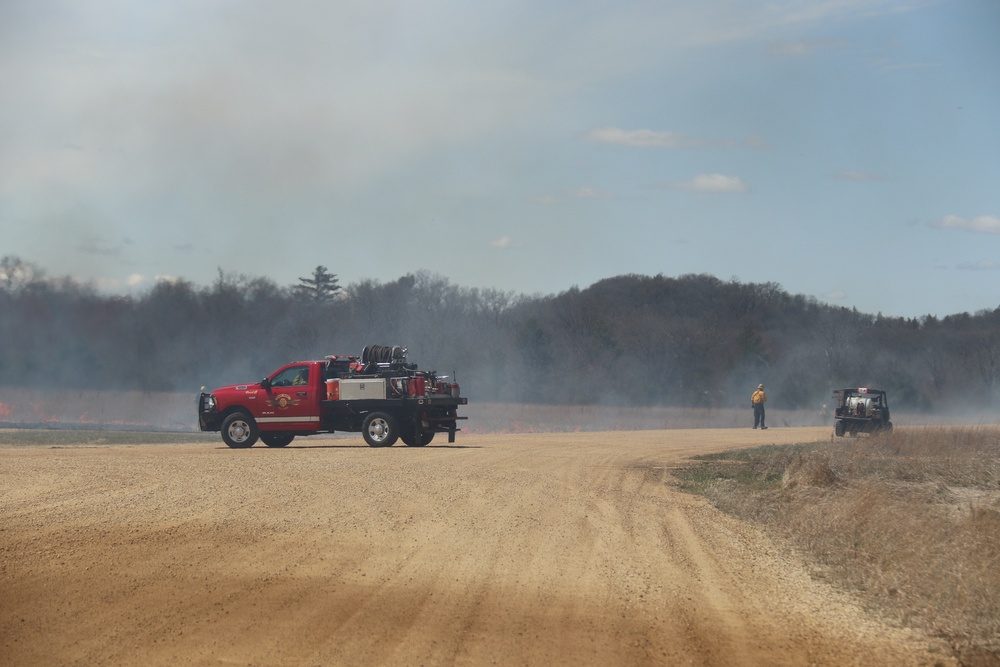 Fort McCoy’s prescribed burn team holds last burn for 2025 spring season