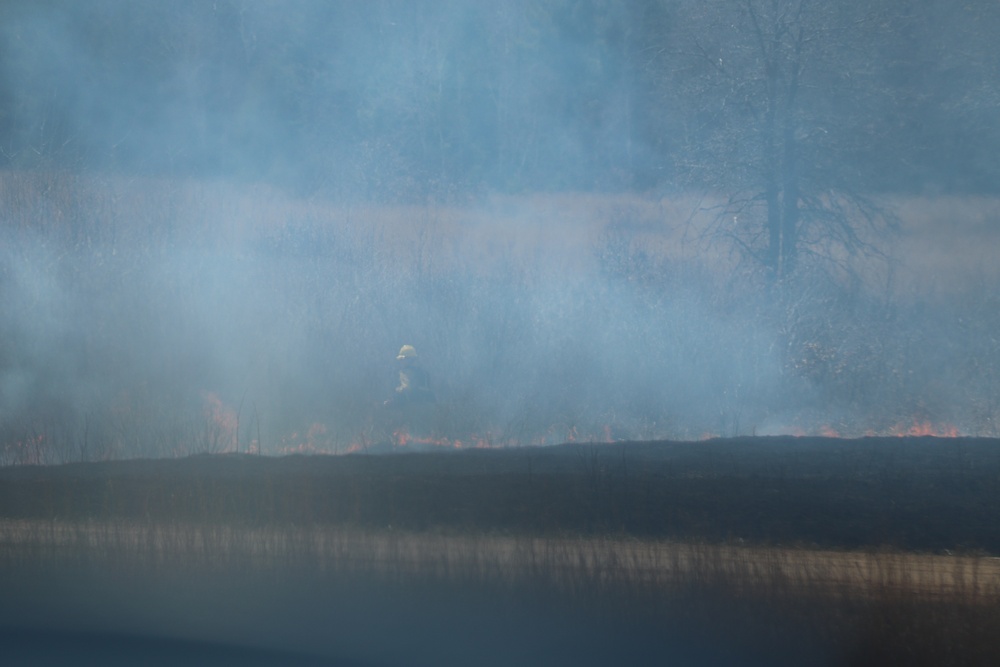 Fort McCoy’s prescribed burn team holds last burn for 2025 spring season
