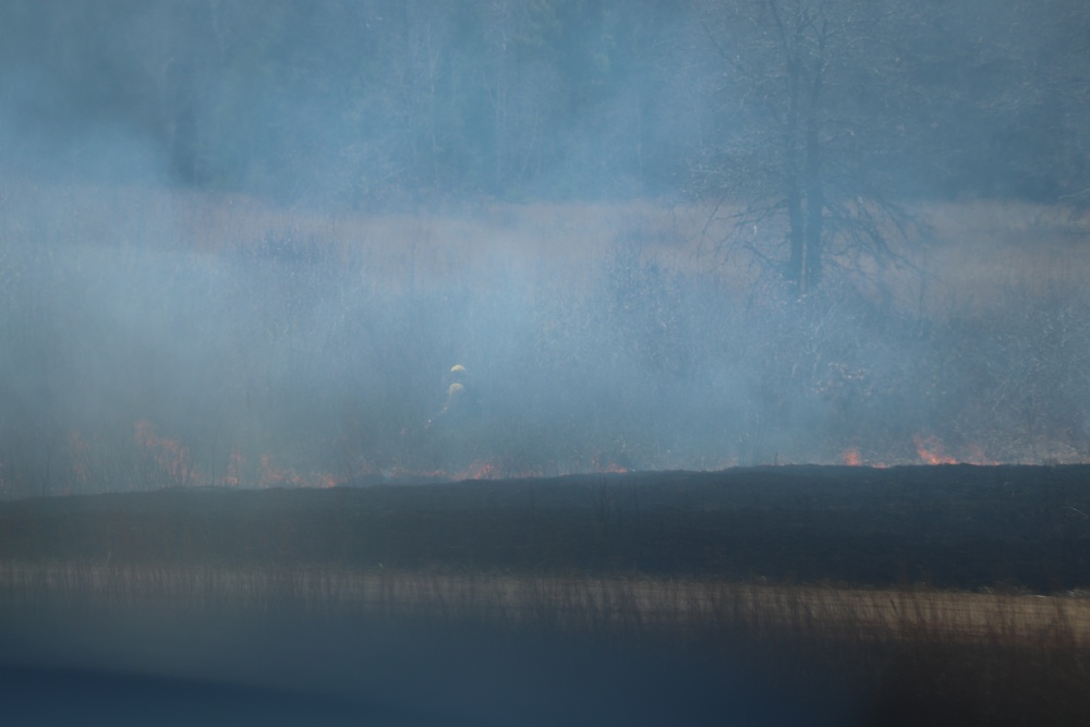 Fort McCoy’s prescribed burn team holds last burn for 2025 spring season