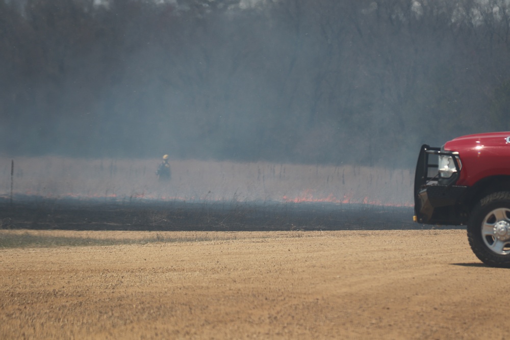 Fort McCoy’s prescribed burn team holds last burn for 2025 spring season