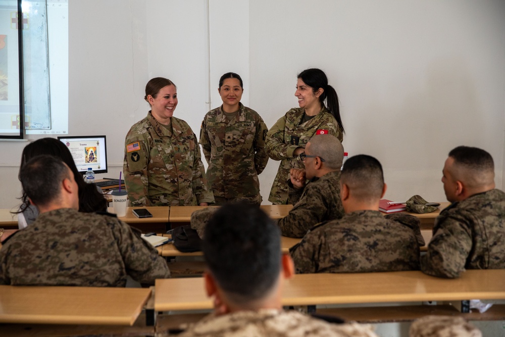 US Soldiers teach Tunisian Armed Forces varied health care topics