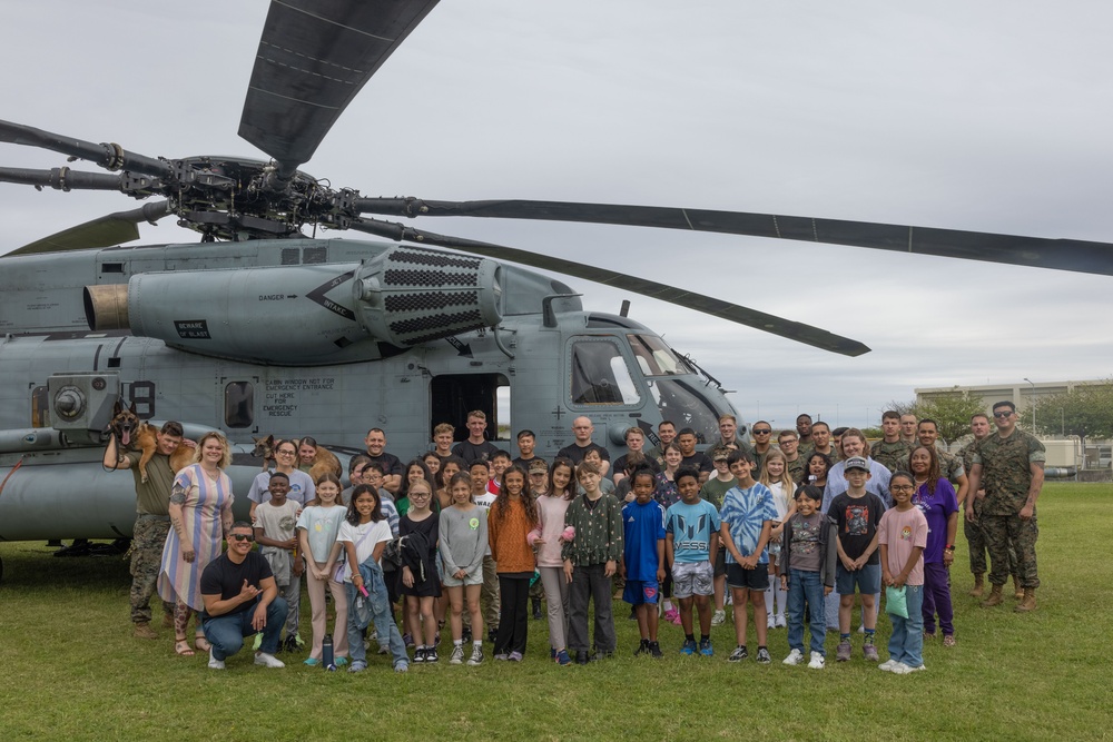 CH-53E Super Stallion Helicopter visits Kinser Elementary School for Career Day
